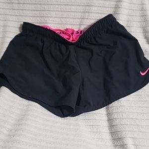 Girls nike shorts